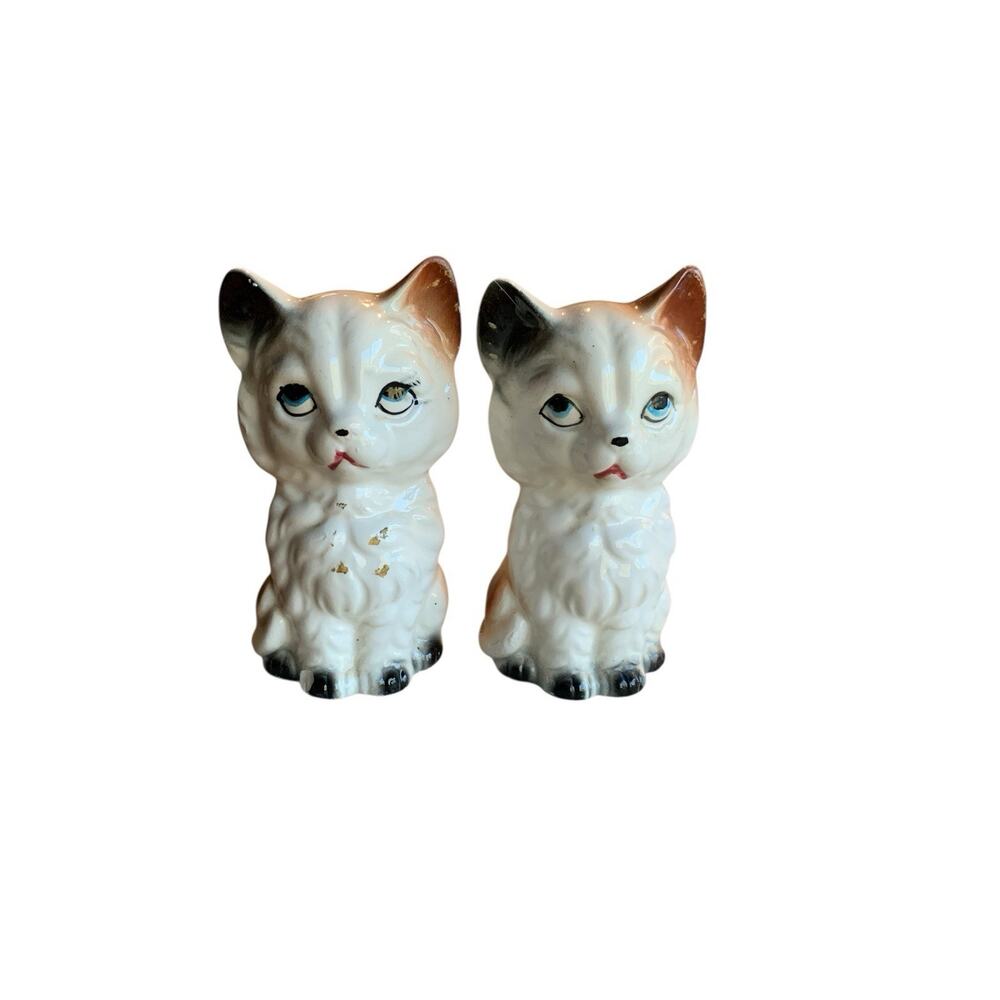 Vintage Cat Salt and Pepper Shakers Made In Japan Ceramic Feline Figurines